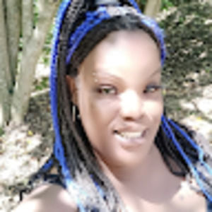 Meet your Posher, Jenique